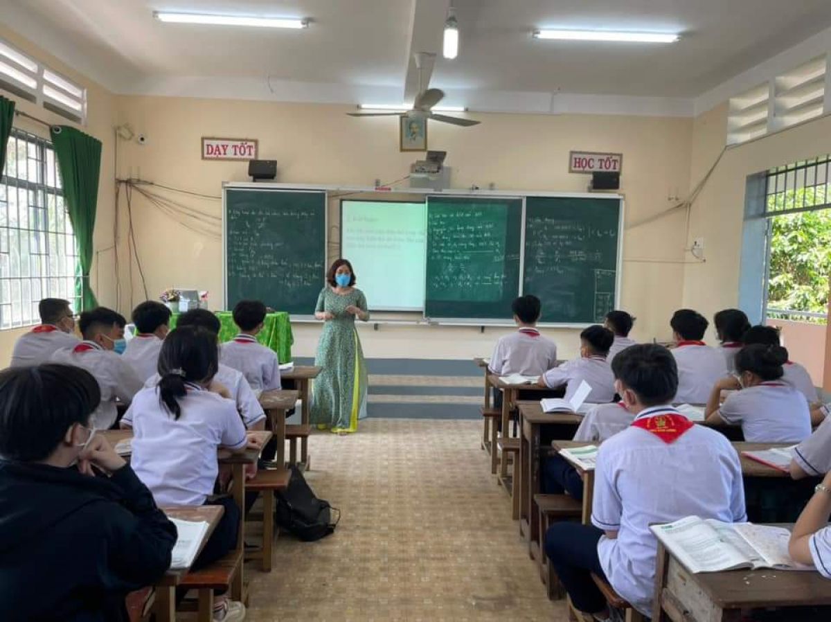 Ch&uacute;c mừng kết quả gi&aacute;o vi&ecirc;n dạy giỏi cấp huyện năm học 2022-2023!