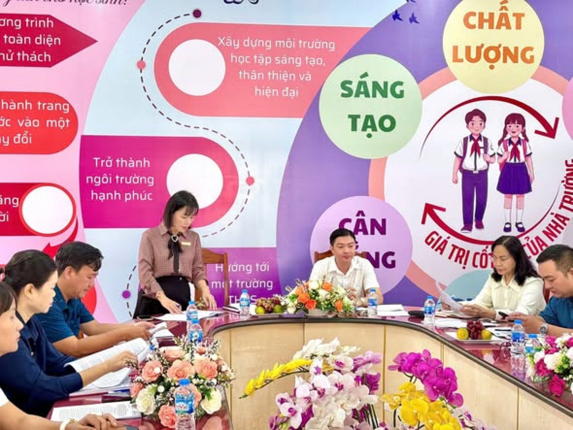 BAN THƯỜNG VỤ ĐẢNG ỦY X&Atilde; THỰC HIỆN GI&Aacute;M S&Aacute;T CHUY&Ecirc;N ĐỀ ĐỐI VỚI C&Aacute;C CHI, ĐẢNG BỘ CƠ SỞ.