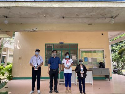 Trao thiết bị học trực tuyến của Sở GD kết hợp với Cty cổ phần đầu tư hạ tầng DonaCoop