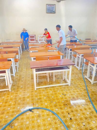 C&ocirc;ng t&aacute;c chuẩn bị đ&oacute;n năm học mới của gi&aacute;o vi&ecirc;n trường THCS H&ugrave;ng Vương